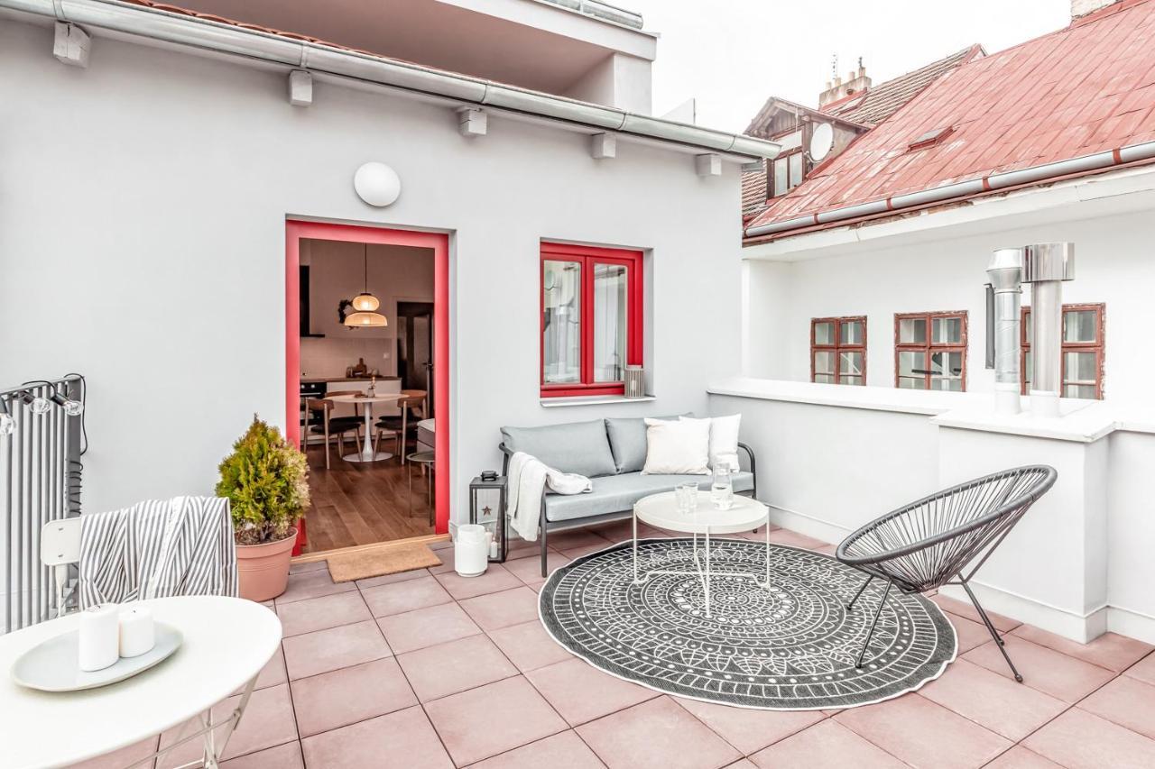 Turnkey I Main Bus Station Apartments Prag Exterior foto