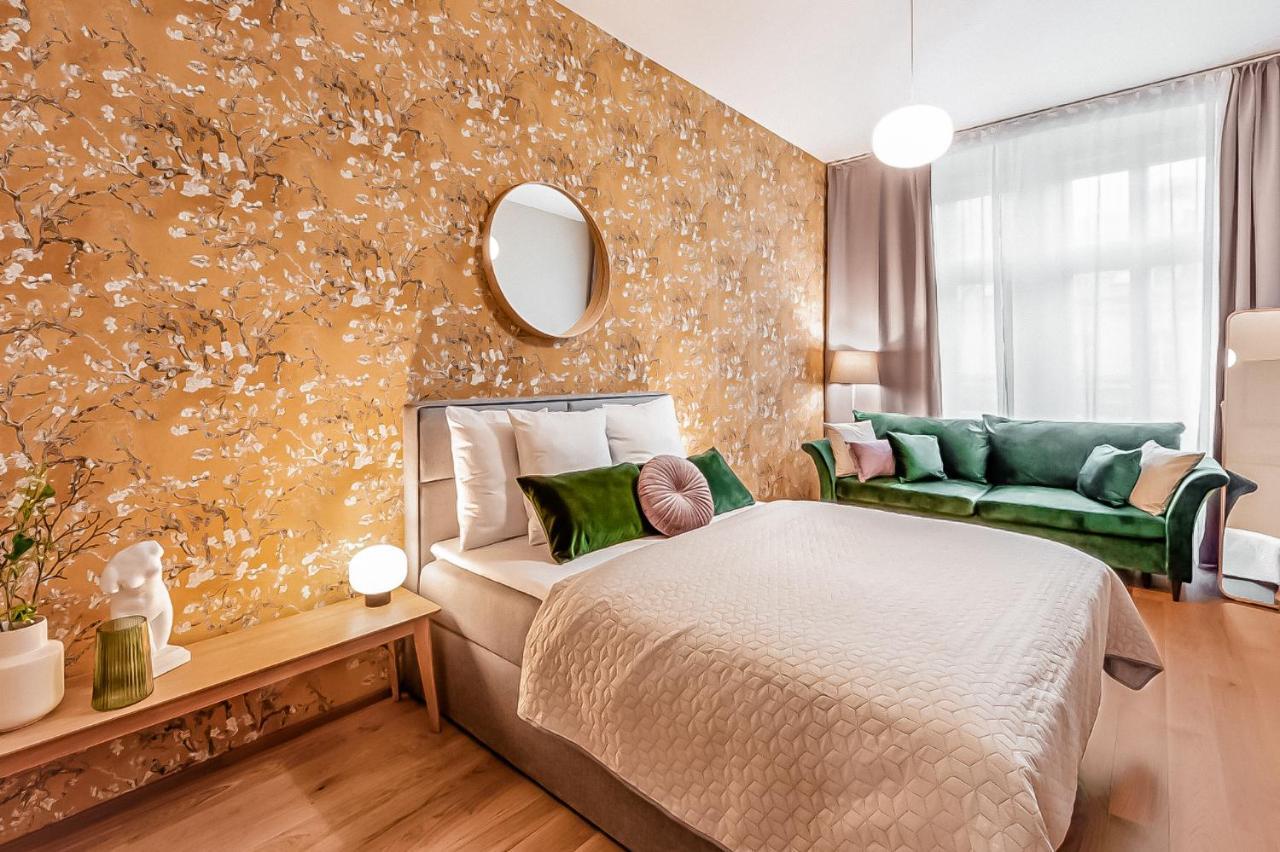 Turnkey I Main Bus Station Apartments Prag Exterior foto
